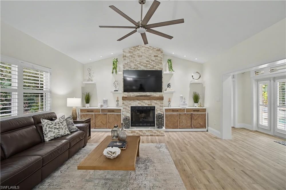 5186 Tallowood Way – #226000471 - Logan Woods