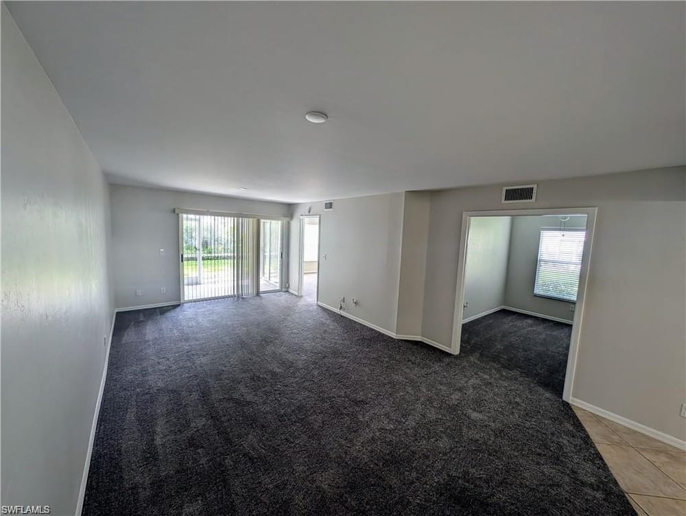 1915 Courtyard Way S G102 – #226001334 - Kings Lake