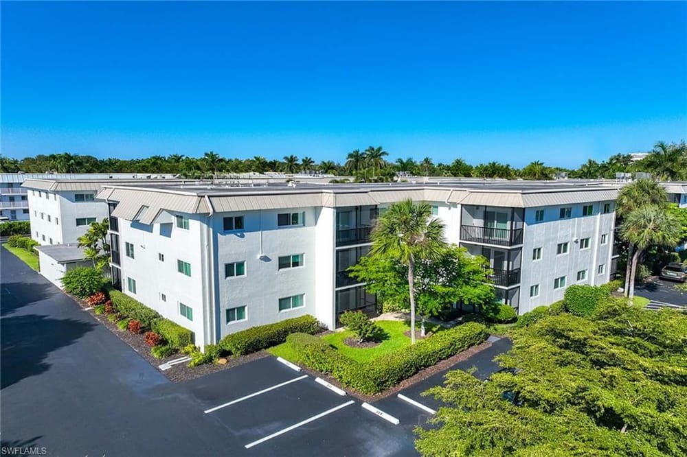 766 Central Ave. 209 – #226001378 - Olde Naples