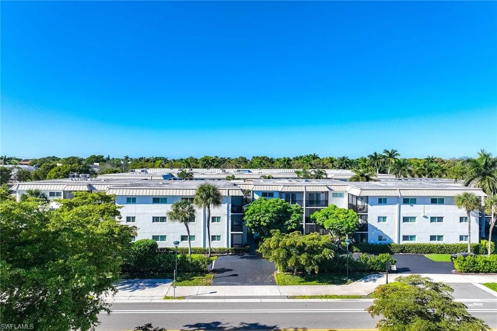 766 Central Ave. 209 – #226001378 - Olde Naples