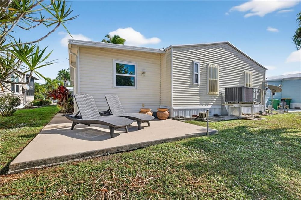 212 Oceans Blvd. 212 – #226001393 - Windjammer Village Of Naples