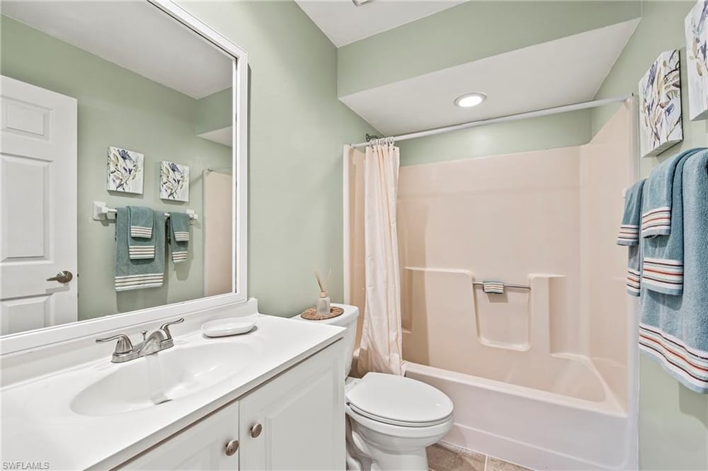529 Mardel Dr. 304 – #226001576 - Berkshire Lakes