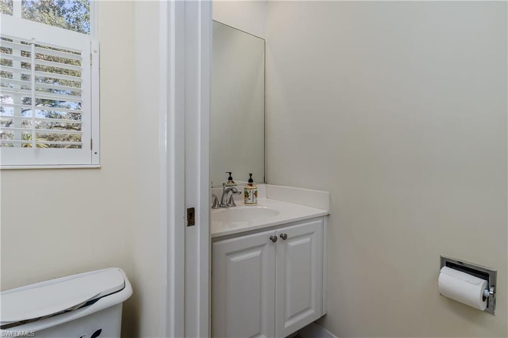 5353 Cove Cir. – #226002334 - The Cove