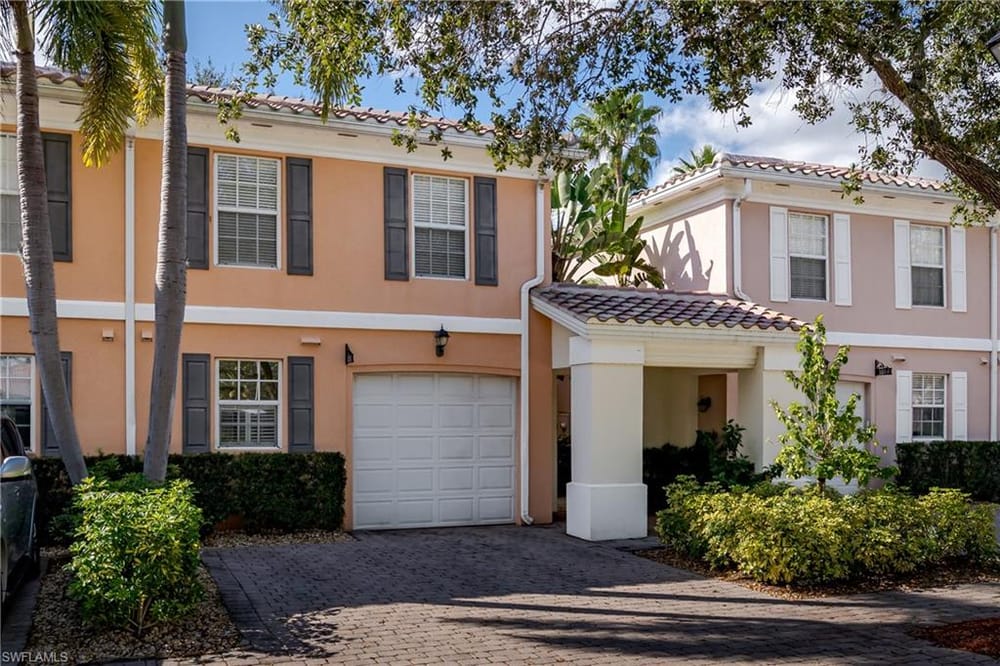 5353 Cove Cir. – #226002334 - The Cove