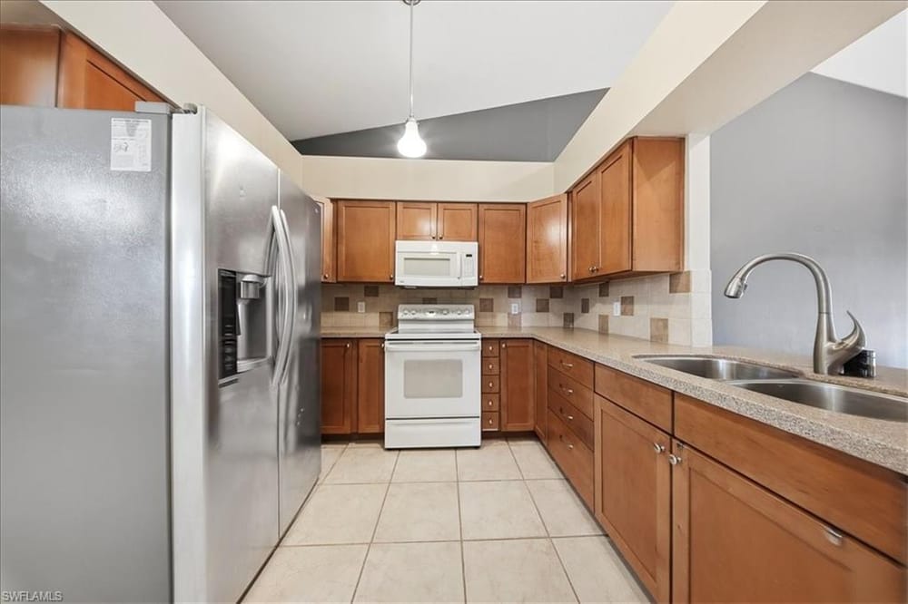 430 Saint Andrews Blvd. 6 – #226003180 - Lely Country Club