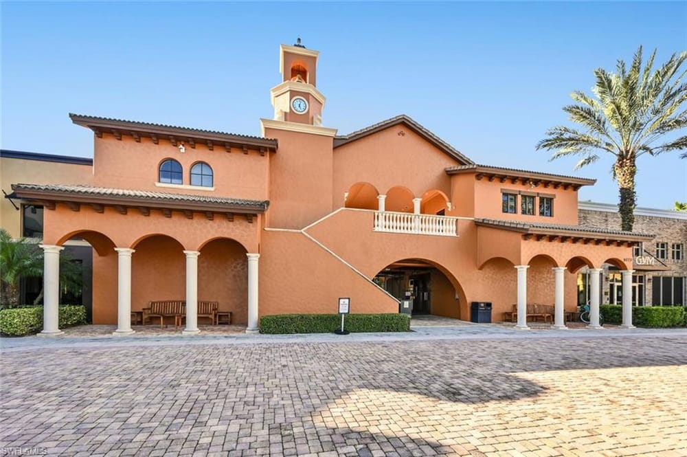 9144 Delano St. 9504 – #226003232 - Lely Resort
