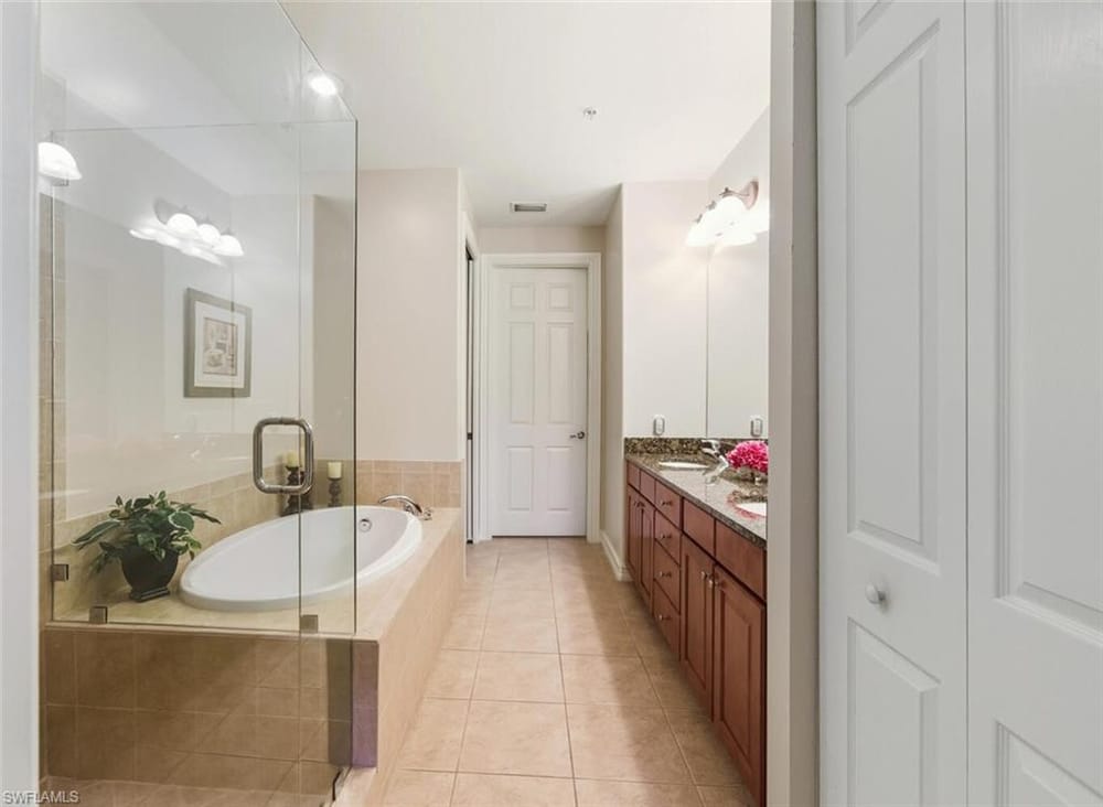 9144 Delano St. 9504 – #226003232 - Lely Resort