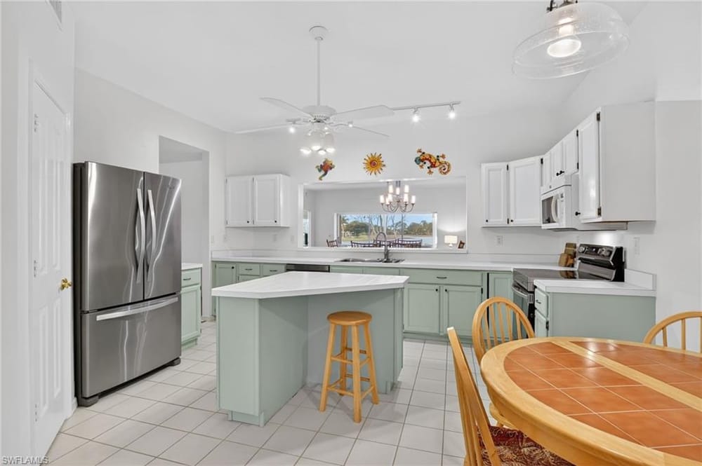 2827 Aintree Ln. C102 – #226003239 - Kings Lake