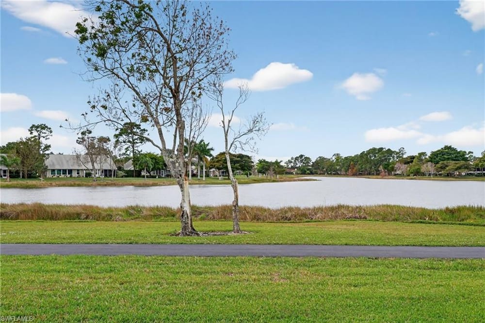 2827 Aintree Ln. C102 – #226003239 - Kings Lake