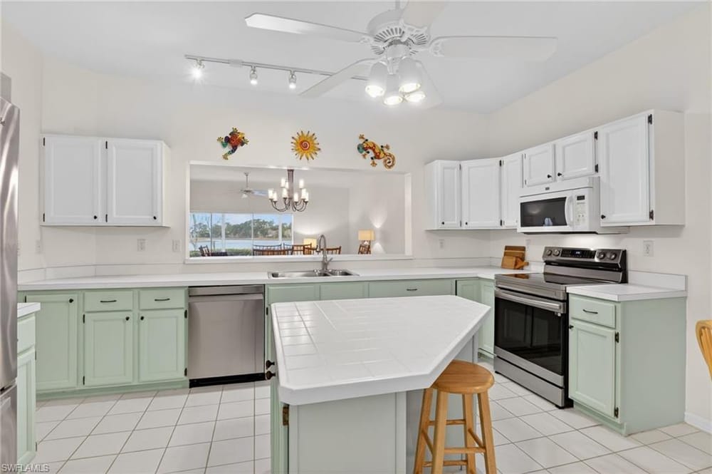 2827 Aintree Ln. C102 – #226003239 - Kings Lake