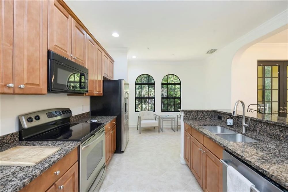 9145 Chula Vista St. 13004 – #226003292 - Lely Resort