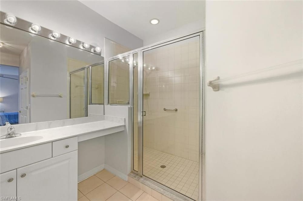4843 Hampshire Ct. 106 – #226003636 - Naples Lakes Country Club