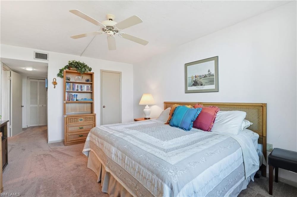 11 Bluebill Ave. 203 – #226003767 - Vanderbilt Beach