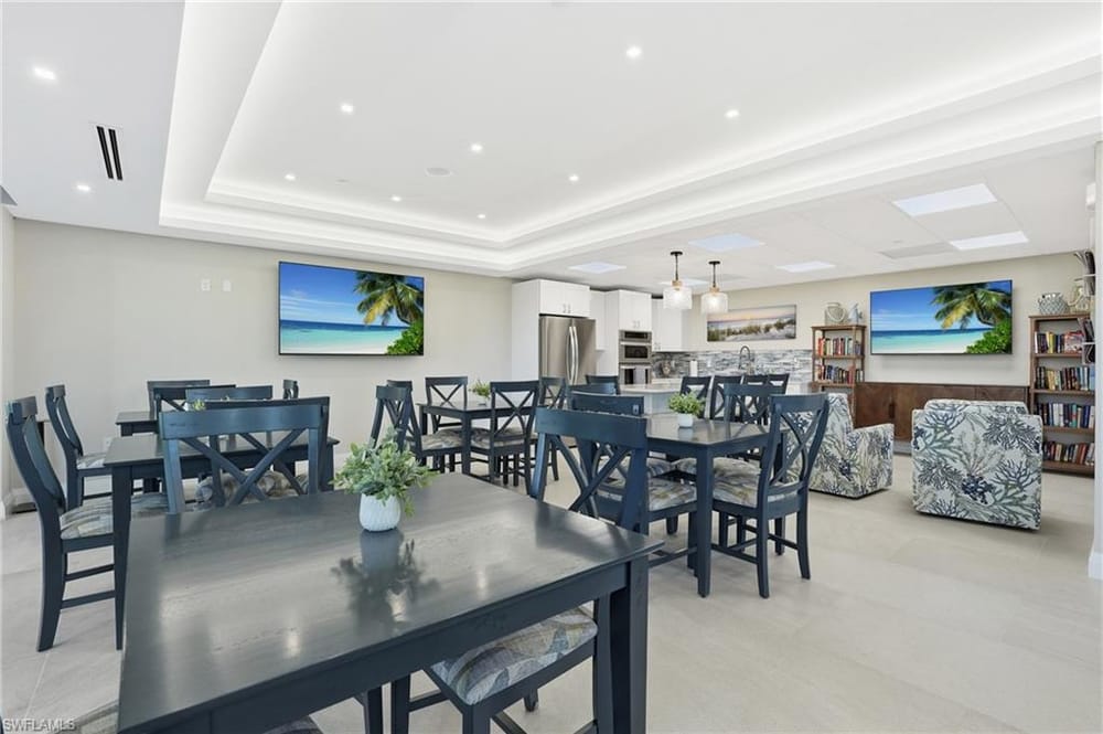 11 Bluebill Ave. 203 – #226003767 - Vanderbilt Beach