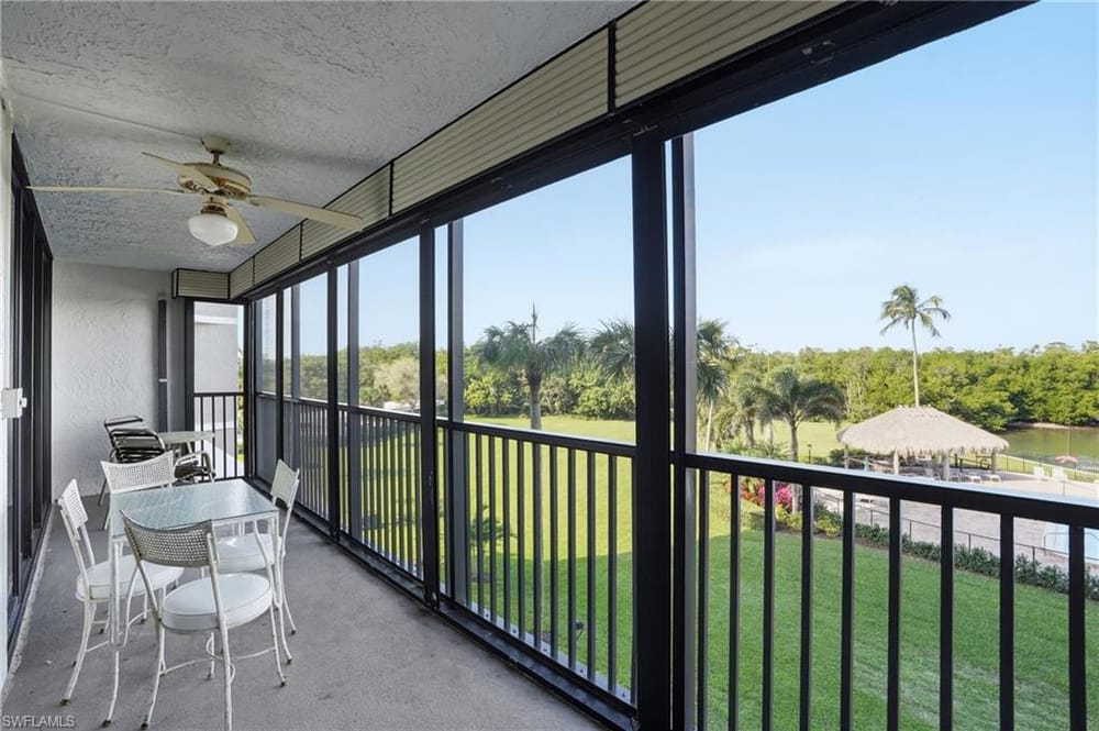 11 Bluebill Ave. 203 – #226003767 - Vanderbilt Beach