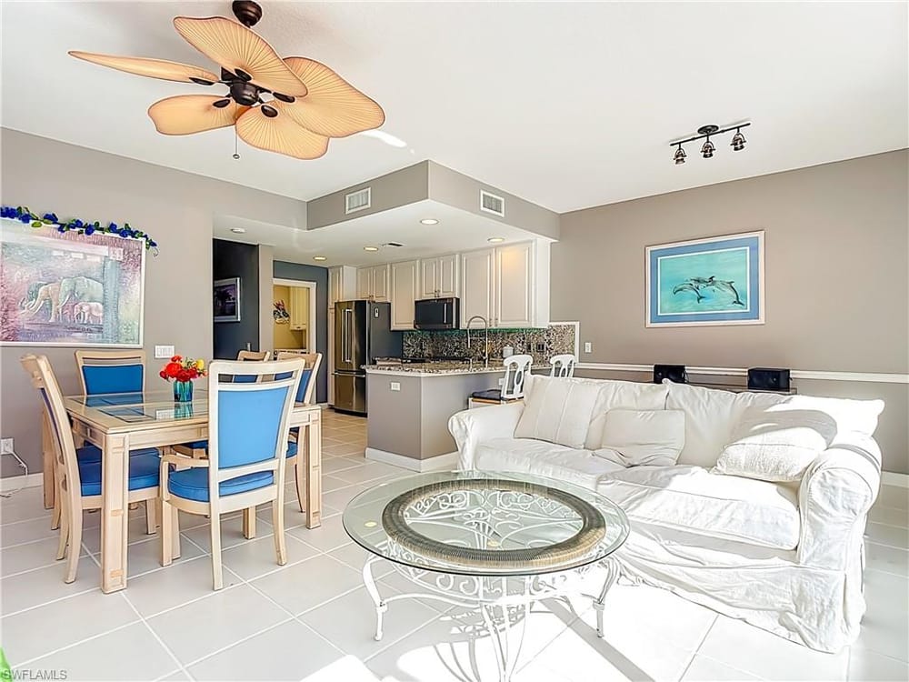 6186 Towncenter Cir. – #226003810 - Island Walk