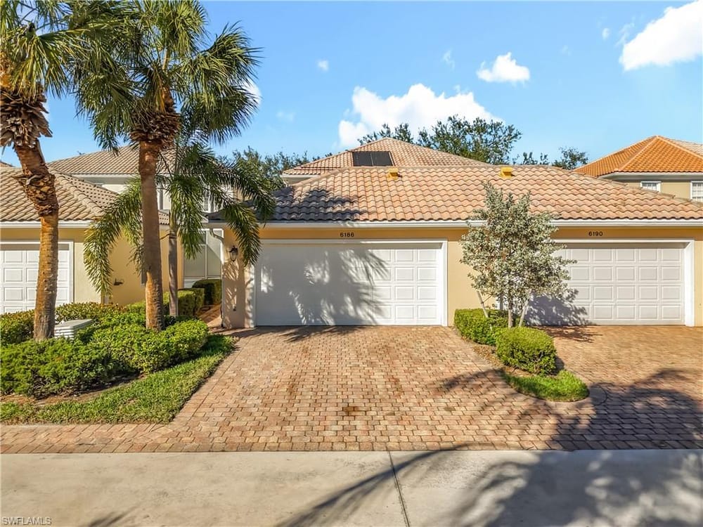 6186 Towncenter Cir. – #226003810 - Island Walk