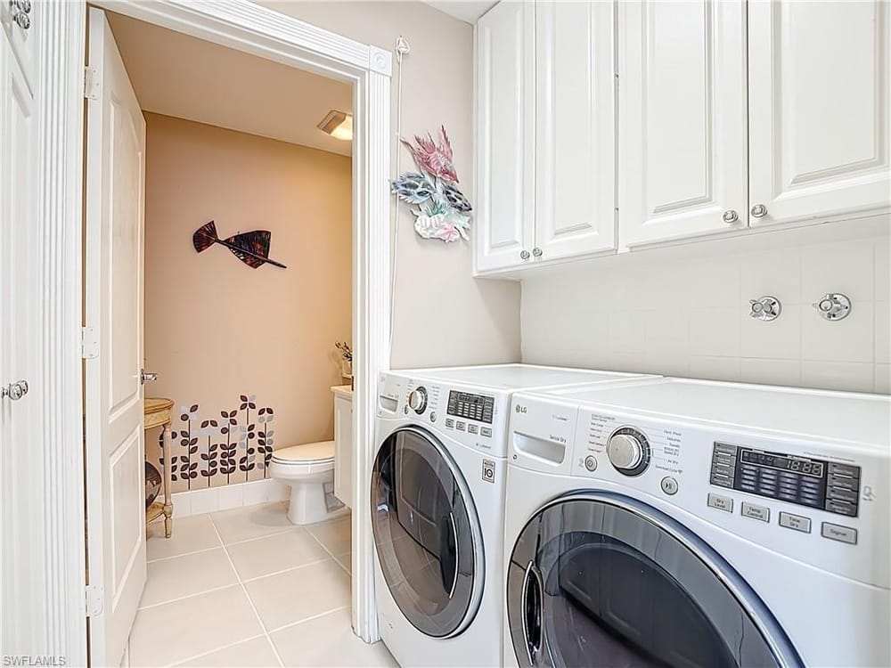 6186 Towncenter Cir. – #226003810 - Island Walk
