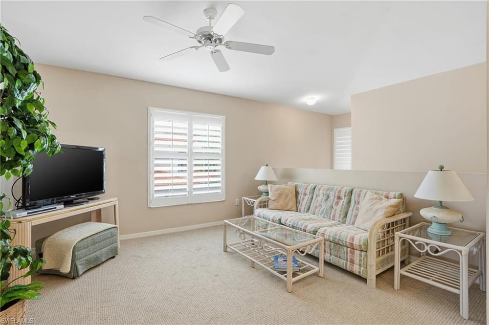 7680 Oleander Gate Dr. J202 – #226003874 - Pipers Grove