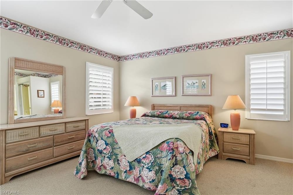 7680 Oleander Gate Dr. J202 – #226003874 - Pipers Grove