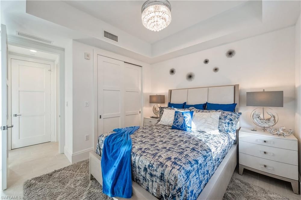 1135 3rd Ave. S 304 – #226004761 - Naples Square