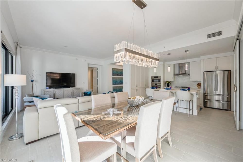 1135 3rd Ave. S 304 – #226004761 - Naples Square