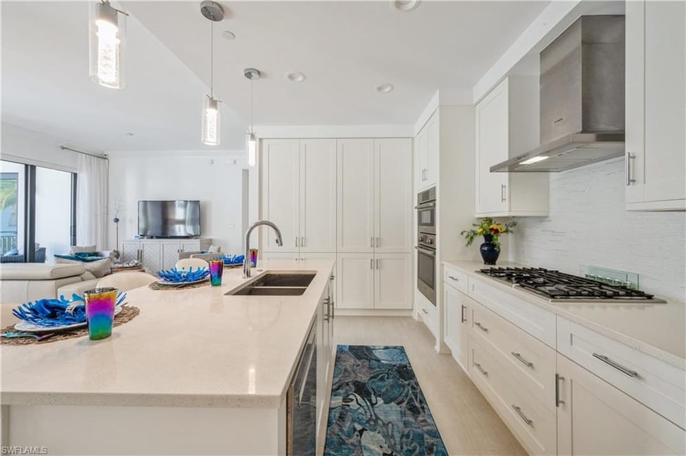 1135 3rd Ave. S 304 – #226004761 - Naples Square