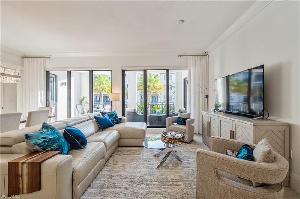 1135 3rd Ave. S 304 – #226004761 - Naples Square