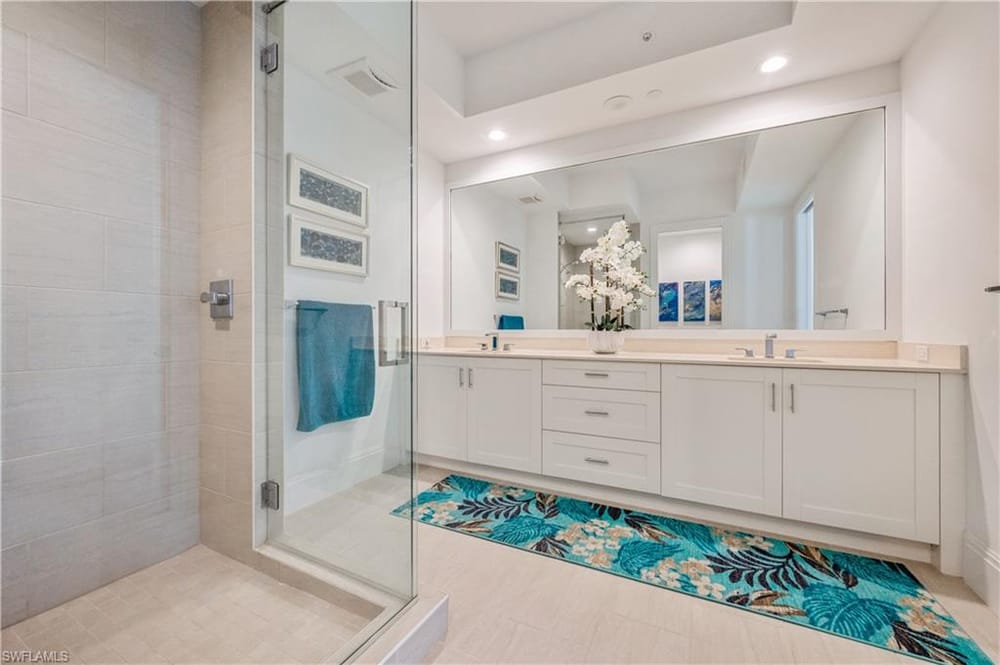 1135 3rd Ave. S 304 – #226004761 - Naples Square