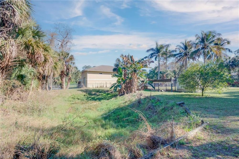 5423 Teak Wood Dr. – #226005079 - Logan Woods