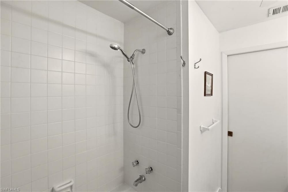 215 Cypress Way E E3 – #226005684 - Palm River
