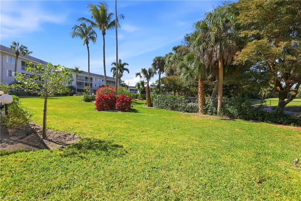 215 Cypress Way E E3 – #226005684 - Palm River