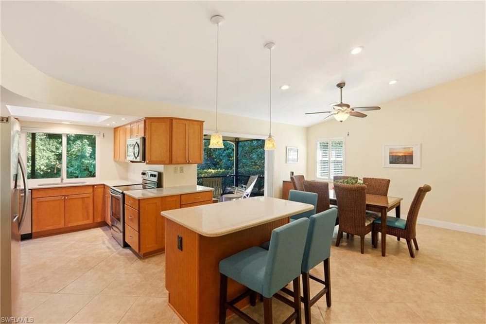 142 Old Tamiami Trl. – #226005827 - Palm River