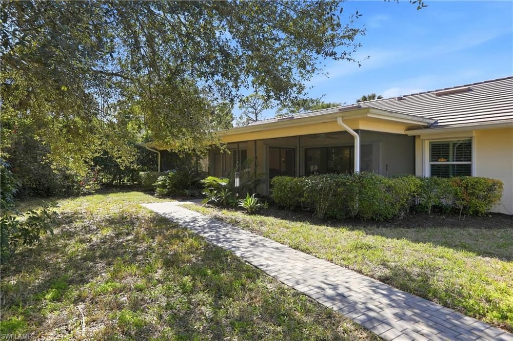 142 Old Tamiami Trl. – #226005827 - Palm River