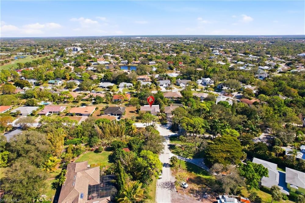 142 Old Tamiami Trl. – #226005827 - Palm River
