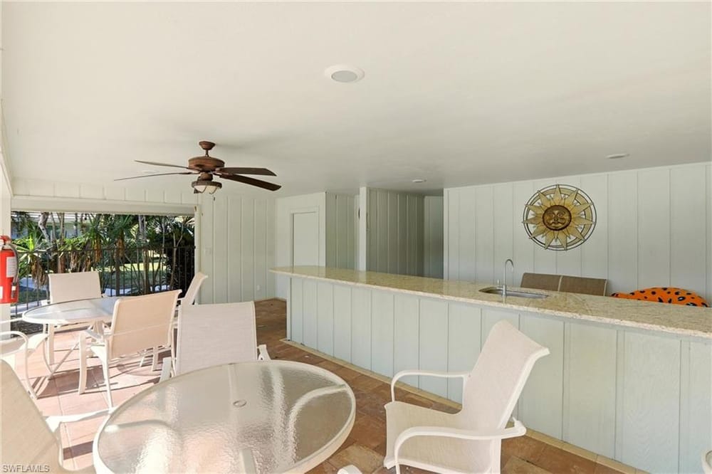 142 Old Tamiami Trl. – #226005827 - Palm River