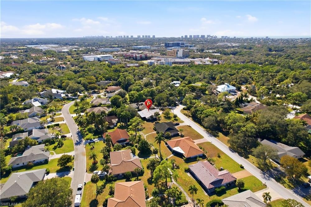 142 Old Tamiami Trl. – #226005827 - Palm River