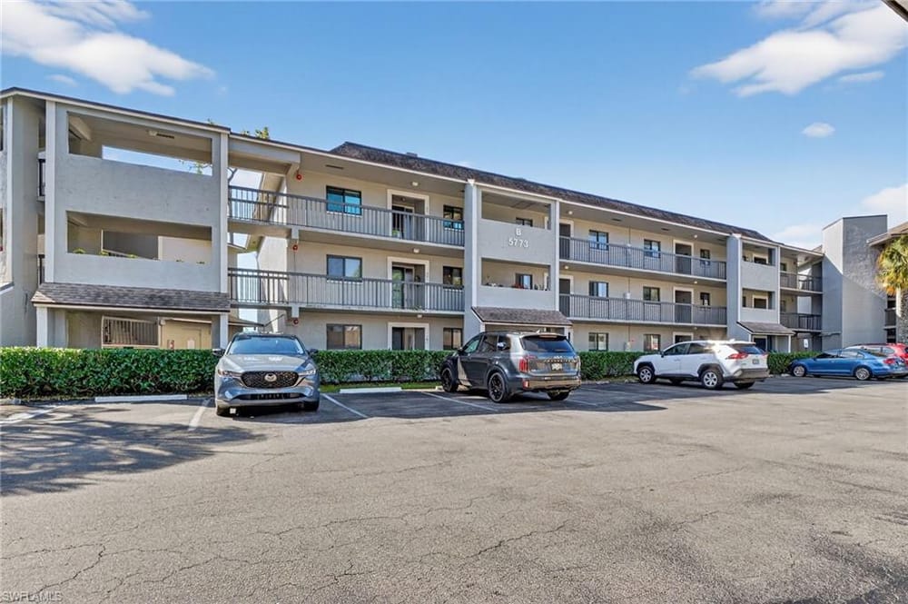 5773 Gage Ln. B-101 – #226006480 - Lely Country Club