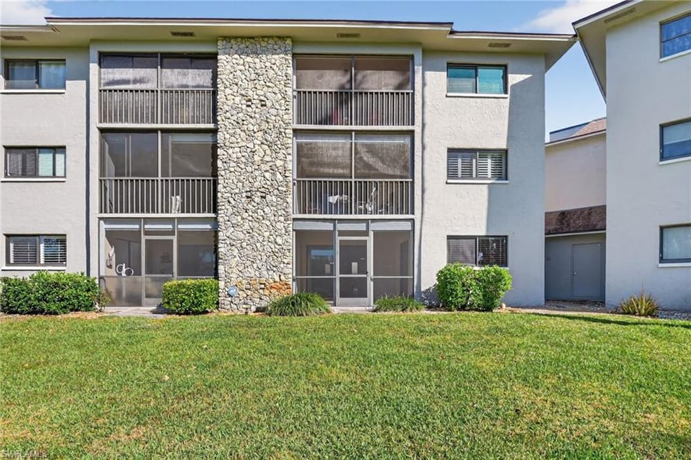 5773 Gage Ln. B-101 – #226006480 - Lely Country Club