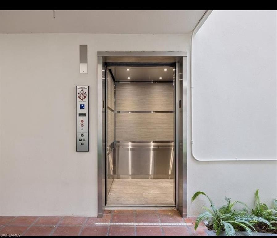 1645 Spoonbill Ln C – #226007693 - Naples Bath And Tennis