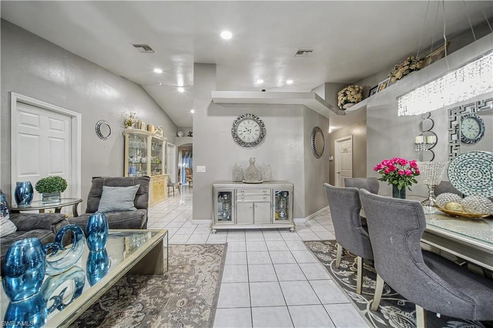 5222 Broward St. – #226007721 - Naples Manor