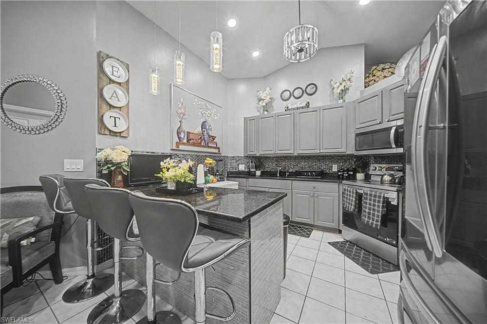 5222 Broward St. – #226007721 - Naples Manor