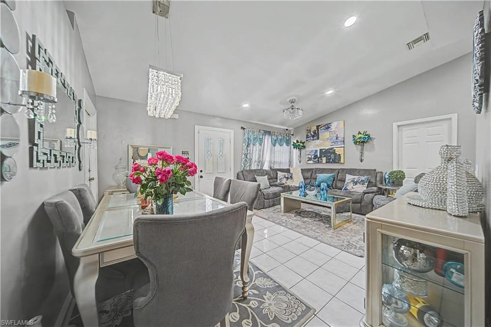 5222 Broward St. – #226007721 - Naples Manor