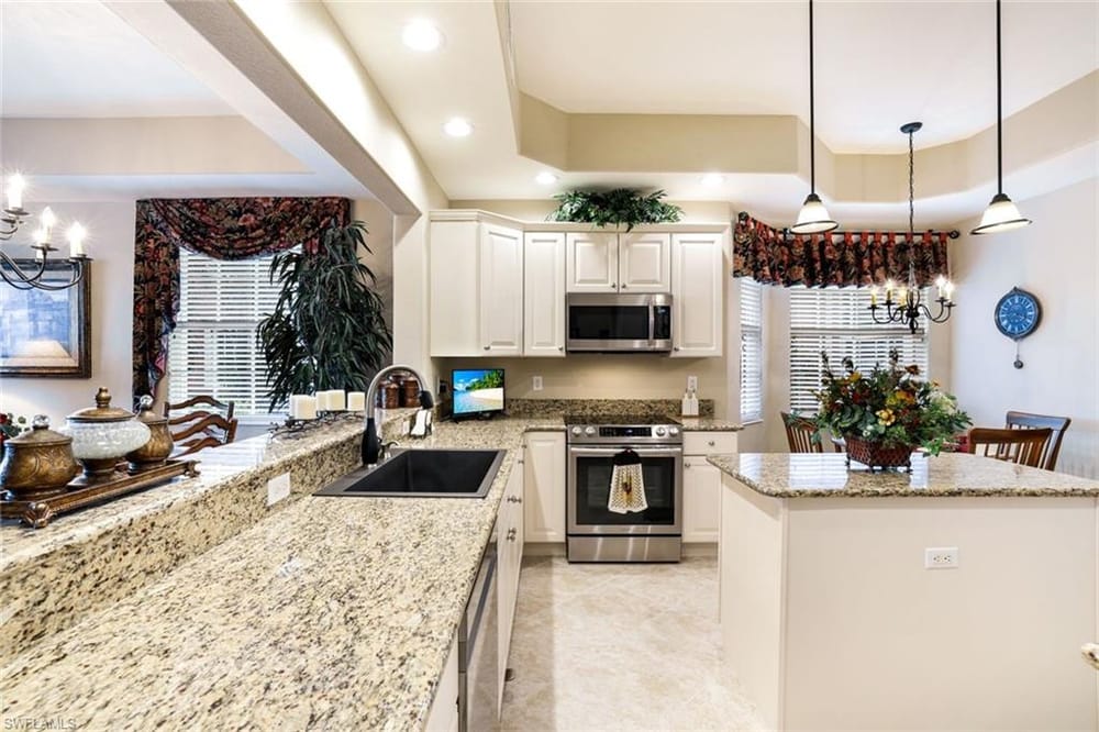 6446 Legacy Cir. 102 – #226007754 - Lely Resort