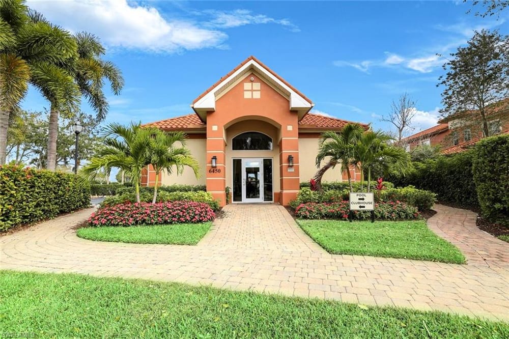 6446 Legacy Cir. 102 – #226007754 - Lely Resort