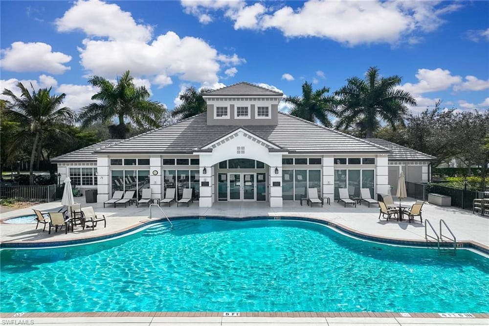7825 Hawthorne Dr. 2103 – #226007853 - Lely Resort