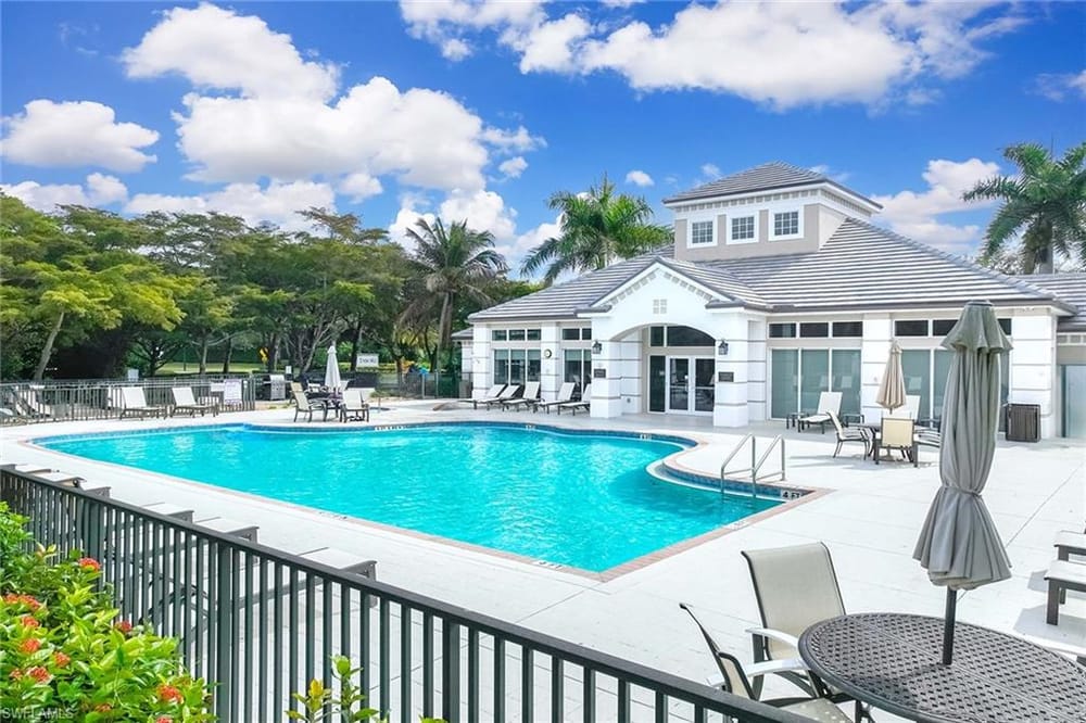 7825 Hawthorne Dr. 2103 – #226007853 - Lely Resort