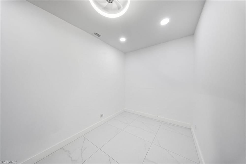 5050 32nd Ave. SW – #226008370 - Golden Gate City