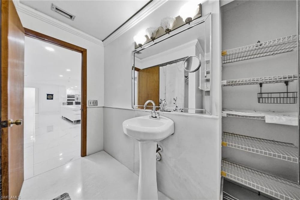 5050 32nd Ave. SW – #226008370 - Golden Gate City