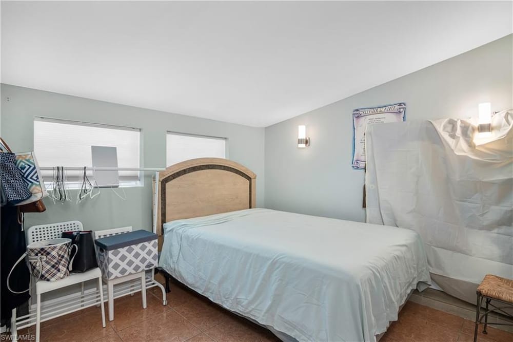 5350 Catts St. – #226008748 - Naples Manor